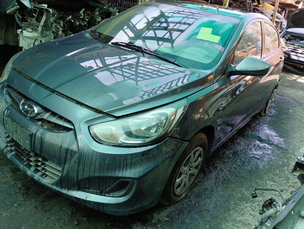  Hyundai ACCENT 2012    EN DESARME
